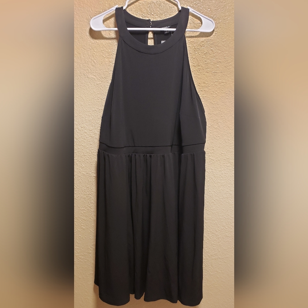 Torrid NWT Mini Studio Knit Halter Skater Dress, size 4x / 26